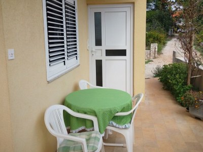 Apartment One bedroom apartment with terrace and sea view Vinišće, Trogir A-5229-a - Outdoor photo 6