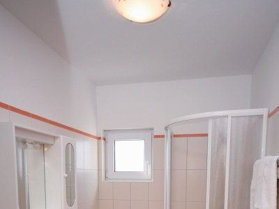 Apartment One bedroom apartment with terrace and sea view Vinišće, Trogir A-5229-a - Outdoor photo 16