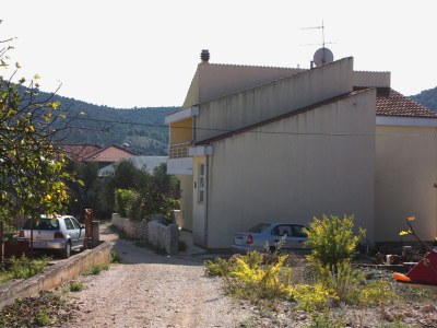 Apartment Two bedroom apartment with terrace and sea view Vinišće, Trogir A-5229-b - Outdoor photo 4