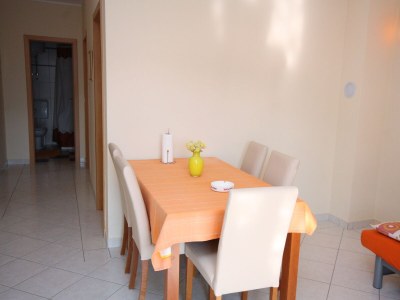 Apartment Two bedroom apartment with terrace and sea view Vinišće, Trogir A-5229-b - Outdoor photo 13