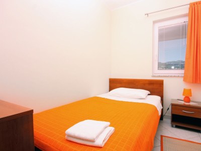 Apartment Two bedroom apartment with terrace and sea view Vinišće, Trogir A-5229-b - Outdoor photo 18