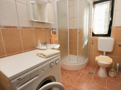 Apartment One bedroom apartment with balcony and sea view Novi Vinodolski A-5514-a - Outdoor photo 16