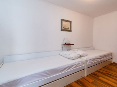 Apartment Two bedroom apartment with terrace and sea view Klenovica, Novi Vinodolski A-5530-a - Outdoor photo 18