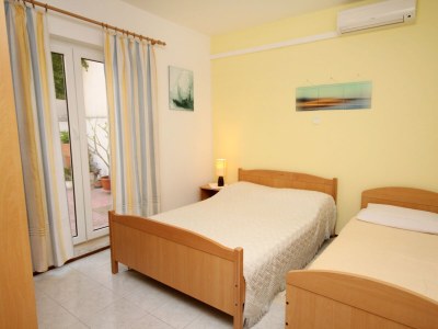 Apartment One bedroom apartment near beach Duće, Omiš A-5275-b - Outdoor photo 16