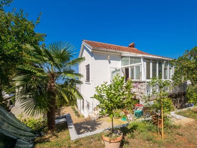 Apartment Studio flat with terrace and sea view Njivice, Krk AS-5325-a - Outdoor photo 3