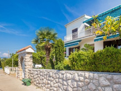 Apartment Studio flat with terrace and sea view Njivice, Krk AS-5325-a - Outdoor photo 8