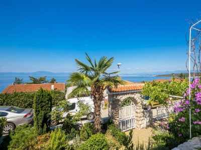 Apartment Studio flat with terrace and sea view Njivice, Krk AS-5325-a - Outdoor photo 9