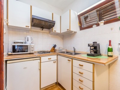 Apartment Studio flat with terrace and sea view Njivice, Krk AS-5325-a - Outdoor photo 20