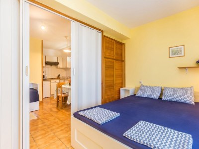 Apartment Studio flat with terrace and sea view Njivice, Krk AS-5325-a - Outdoor photo 23