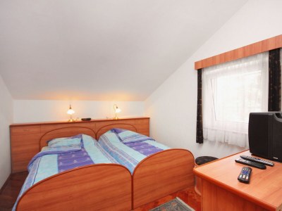 Apartment Two bedroom apartment with terrace and sea view Malinska, Krk A-5290-a - Outdoor photo 11