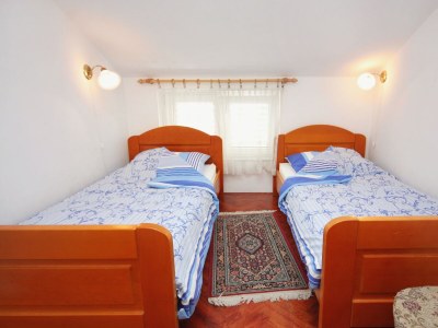 Apartment Two bedroom apartment with terrace and sea view Malinska, Krk A-5290-a - Outdoor photo 13