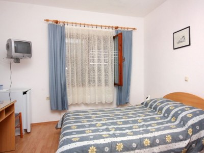Holiday room with air-conditioning Vrbnik, Krk S-5301-a in Vrbnik - Holiday room