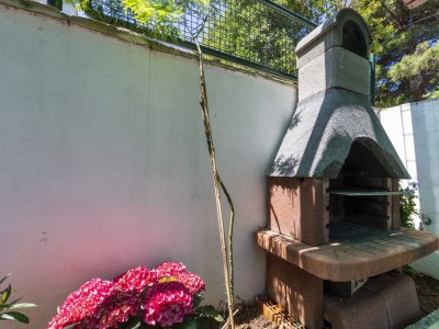 Apartment One bedroom apartment with terrace and sea view Jelsa, Hvar A-8729-a - Outdoor photo 14