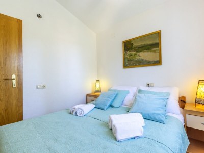 Apartment One bedroom apartment with terrace and sea view Jelsa, Hvar A-8729-a - Outdoor photo 24