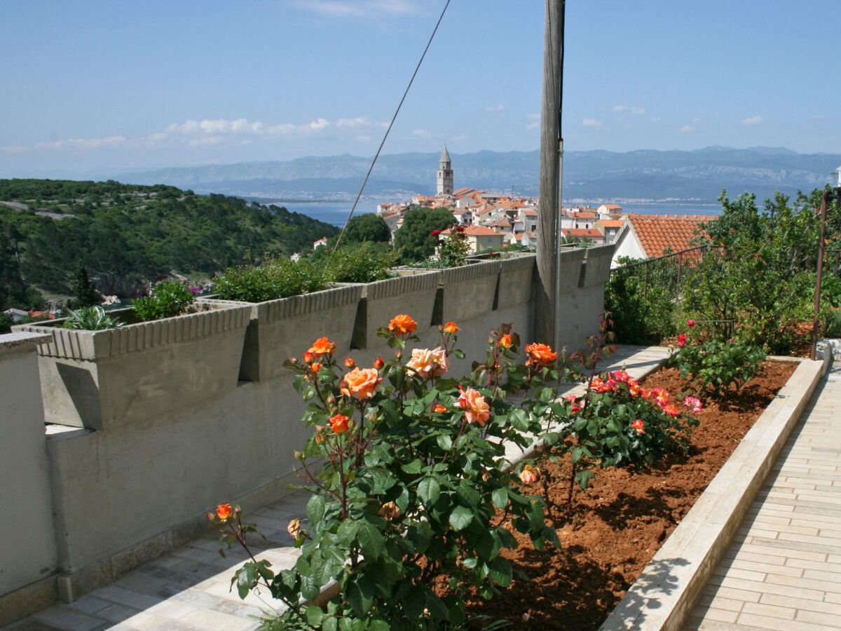 Apartment Two bedroom apartment with terrace and sea view Vrbnik, Krk A-5392-b - Outdoor photo 4
