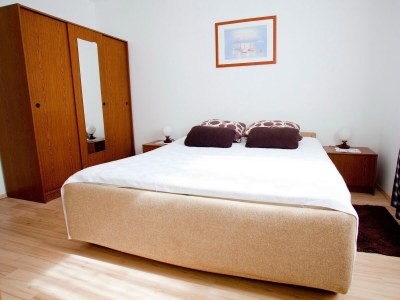 Apartment Two bedroom apartment with terrace and sea view Vrbnik, Krk A-5392-b - Outdoor photo 16