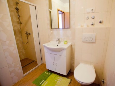 Apartment Two bedroom apartment with terrace and sea view Vrbnik, Krk A-5392-b - Outdoor photo 17