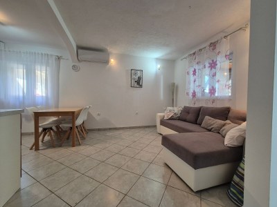 Apartment One bedroom apartment near beach Zavala, Hvar A-8774-b - Outdoor photo 10