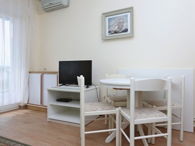 Apartment One bedroom apartment with balcony and sea view Punat, Krk A-5410-b - Outdoor photo 17
