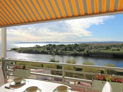 Apartment Modern Apartment with River Views - Outdoor photo 2