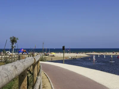 Apartment Modern Apartment with River Views - Environment photo 21