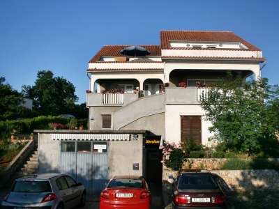 Apartment Two bedroom apartment with terrace and sea view Njivice, Krk A-5427-a - Outdoor photo 2