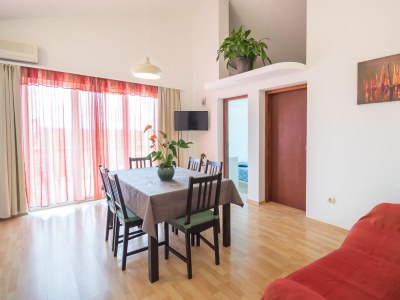 Apartment Two bedroom apartment with terrace and sea view Njivice, Krk A-5427-a - Outdoor photo 12