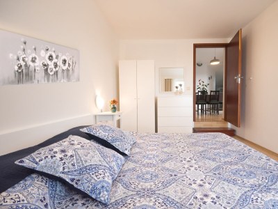 Apartment Two bedroom apartment with terrace and sea view Njivice, Krk A-5427-a - Outdoor photo 31