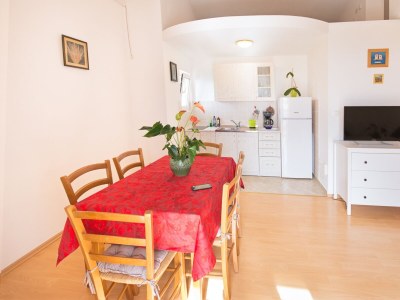 Apartment Two bedroom apartment with terrace and sea view Njivice, Krk A-5427-b - Outdoor photo 13