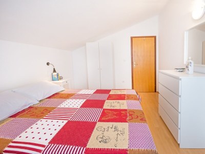 Apartment Two bedroom apartment with terrace and sea view Njivice, Krk A-5427-b - Outdoor photo 15