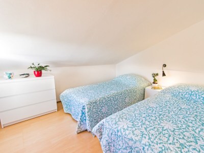 Apartment Two bedroom apartment with terrace and sea view Njivice, Krk A-5427-b - Outdoor photo 16