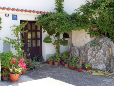 Apartment Two bedroom apartment with balcony and sea view Punat, Krk A-5428-a - Outdoor photo 6