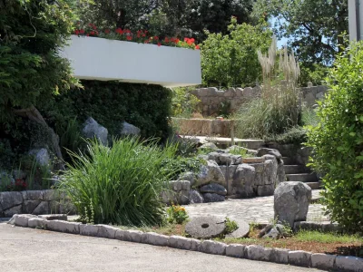 Apartment Two bedroom apartment with balcony and sea view Punat, Krk A-5428-a - Outdoor photo 7