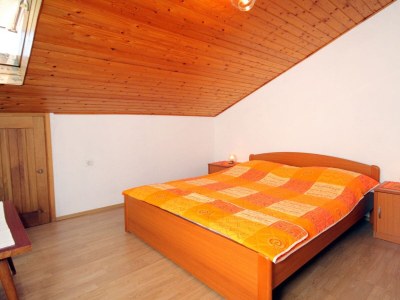 Apartment Two bedroom apartment with balcony and sea view Punat, Krk A-5428-a - Outdoor photo 19