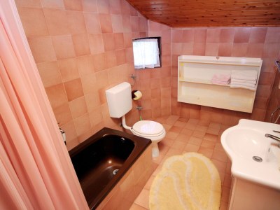 Apartment Two bedroom apartment with balcony and sea view Punat, Krk A-5428-a - Outdoor photo 25