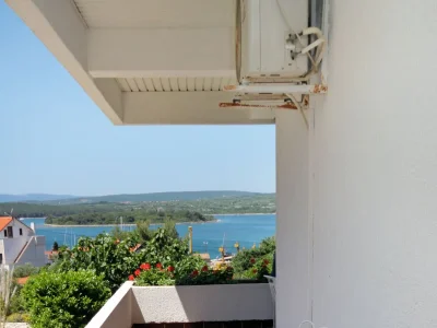 Apartment Studio flat with terrace and sea view Punat, Krk AS-5428-a - Outdoor photo 21