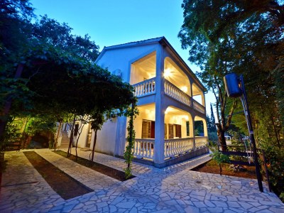 Apartment Two bedroom apartment with terrace Malinska, Krk A-5456-b - Outdoor photo 7