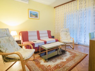 Apartment Two bedroom apartment with terrace Malinska, Krk A-5456-b - Outdoor photo 13