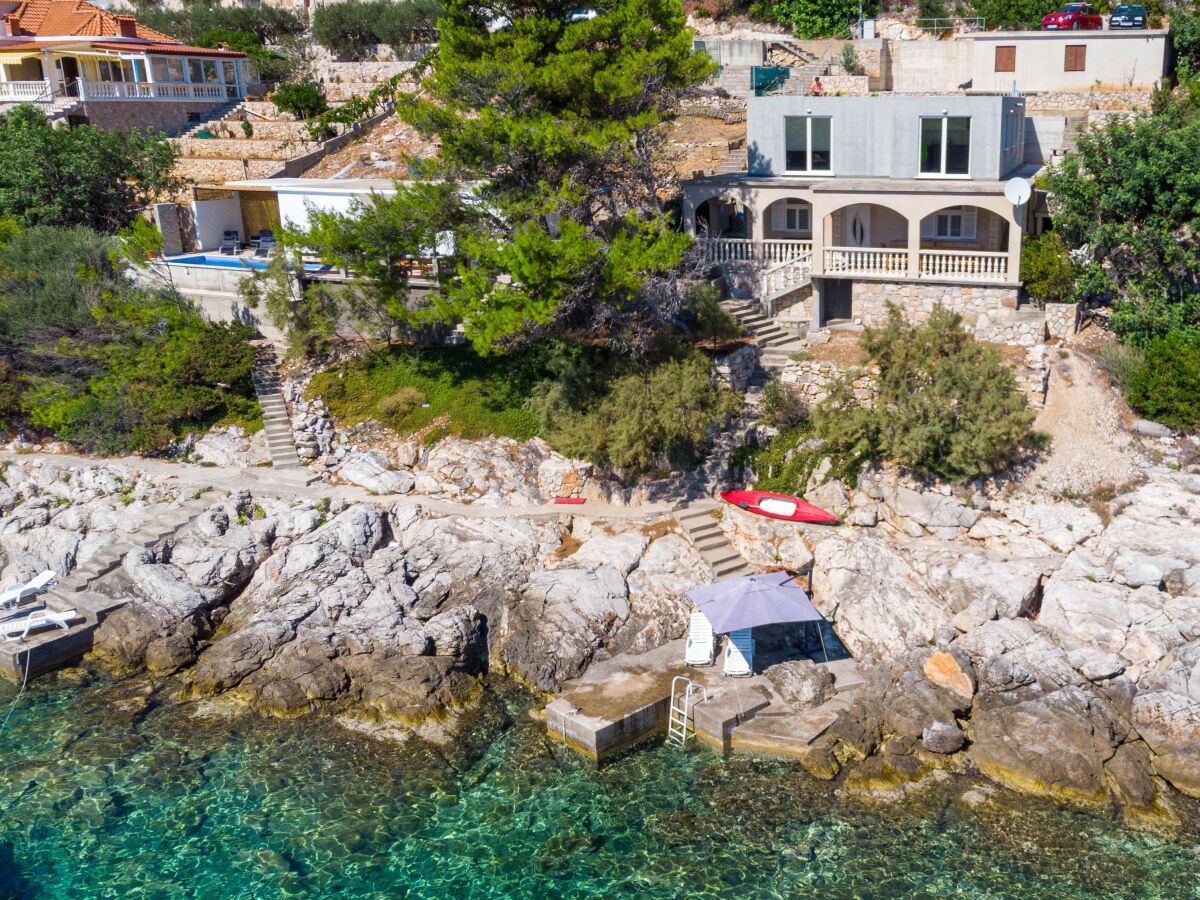 Apartment Two bedroom apartment near beach Cove Zaglav, Korčula A-12208-a - Outdoor photo 5