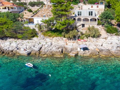 Apartment Two bedroom apartment near beach Cove Zaglav, Korčula A-12208-a - Outdoor photo 2