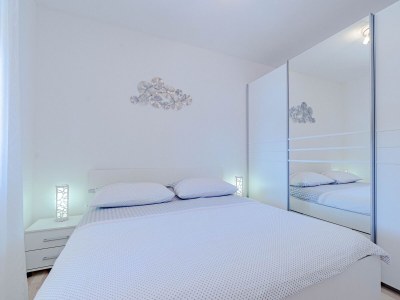 Apartment Two bedroom apartment near beach Cove Zaglav, Korčula A-12208-a - Outdoor photo 17