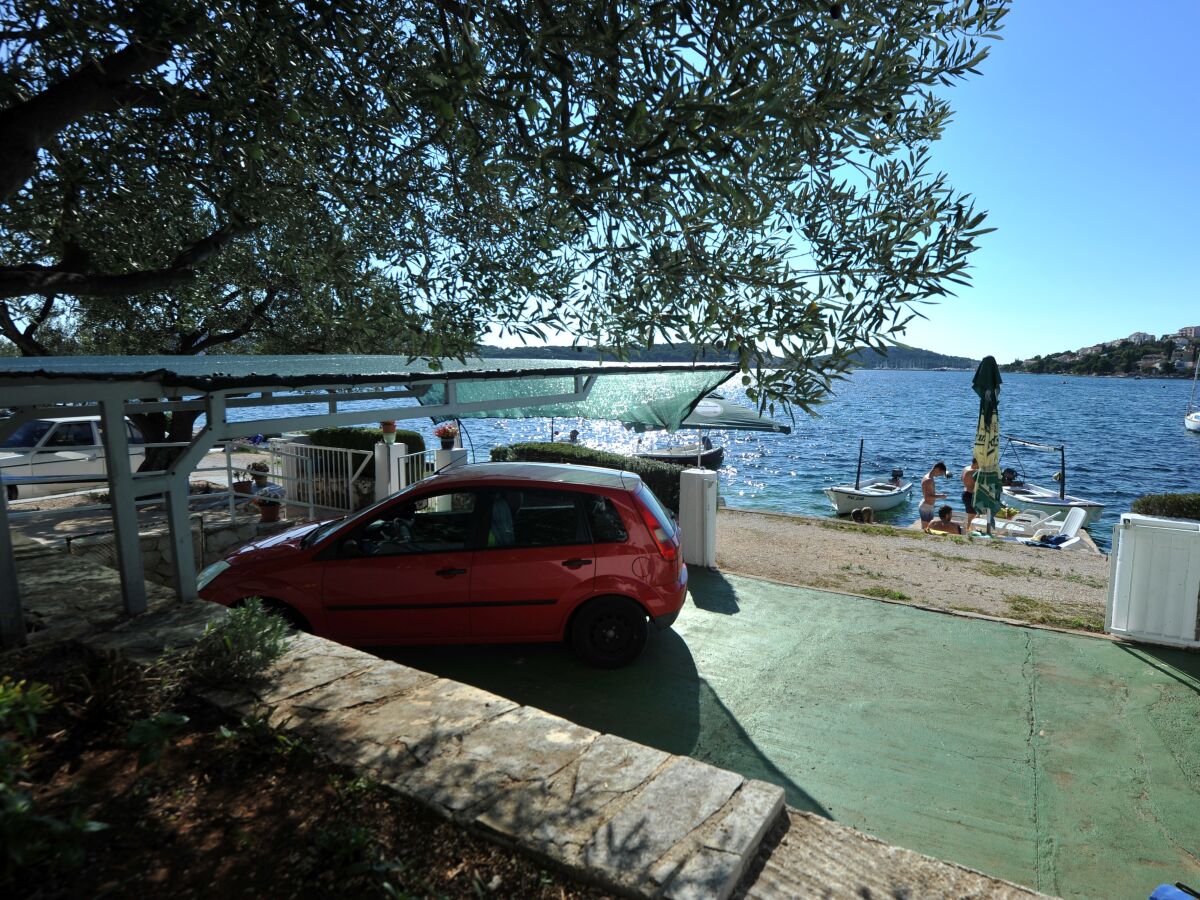 Holiday house Four-bedroom house near beach Zatoglav, Rogoznica K-12212 - Outdoor photo 5