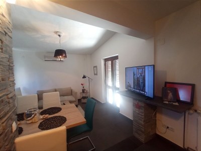 Apartment Two bedroom apartment with terrace Sumartin, Brač A-11926-a - Outdoor photo 11