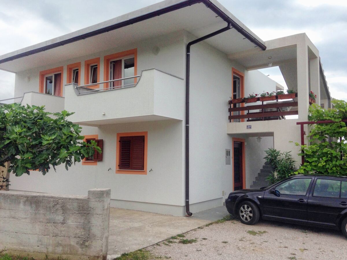 Apartment Three bedroom apartment with balcony and sea view Povile, Novi Vinodolski A-12039-a - Outdoor photo 2