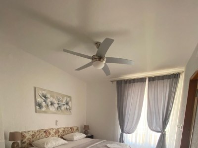 Apartment Three bedroom apartment with balcony and sea view Povile, Novi Vinodolski A-12039-a - Outdoor photo 9