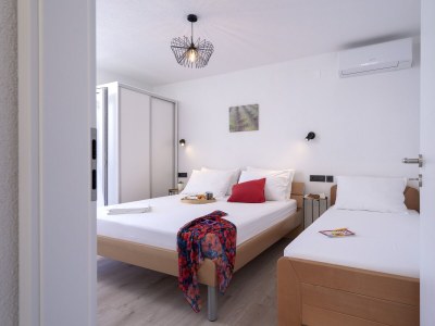 Holiday house Two bedroom house near beach Cove Pokrivenik, Hvar K-12040 - Outdoor photo 36