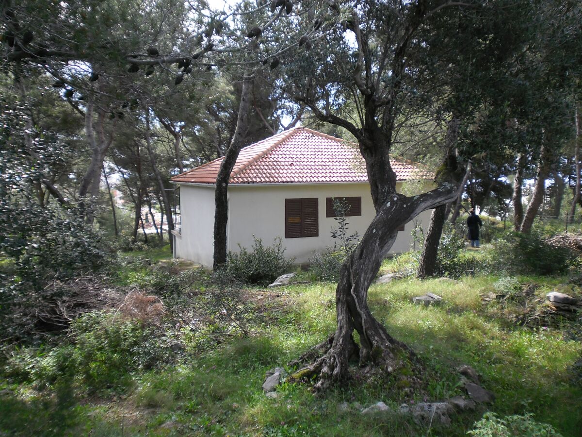 Holiday house Two bedroom house with terrace and sea view Sumartin, Brač K-12047 - Outdoor photo 2