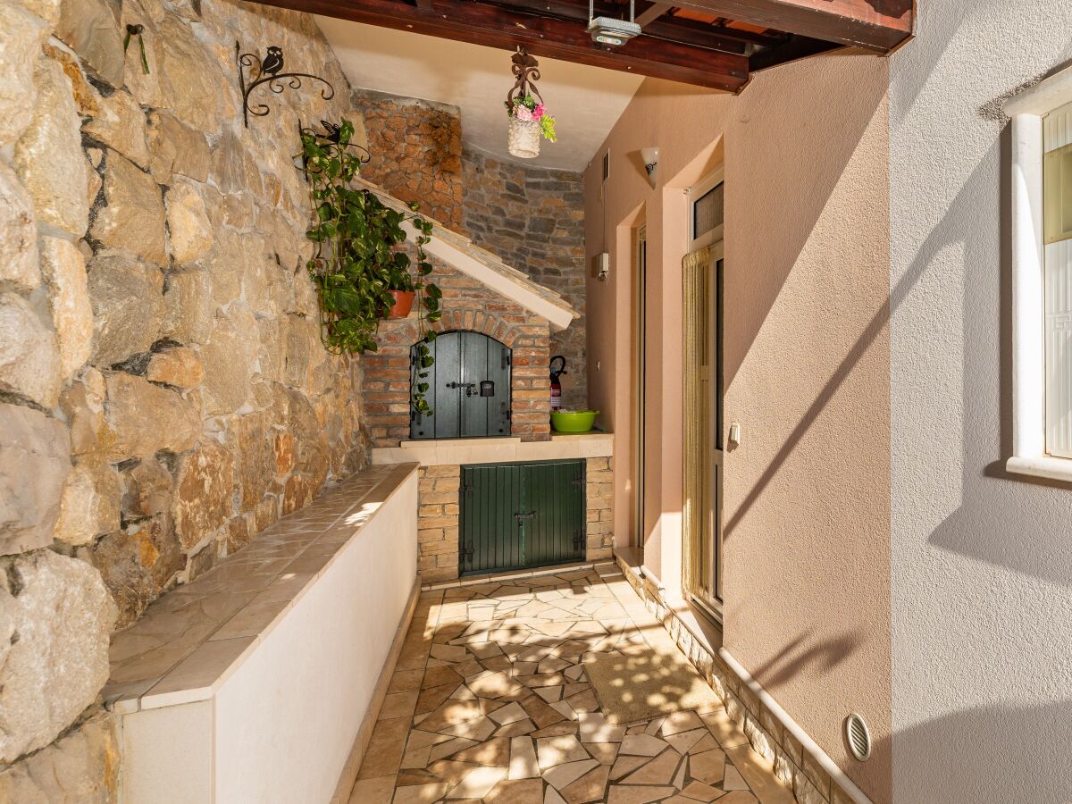 Apartment Two bedroom apartment with terrace and sea view Zavode, Omiš A-12075-a - Outdoor photo 4