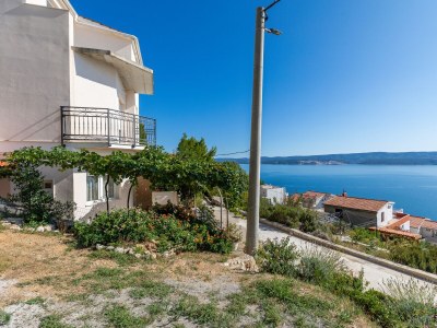 Apartment Two bedroom apartment with terrace and sea view Zavode, Omiš A-12075-a - Outdoor photo 2