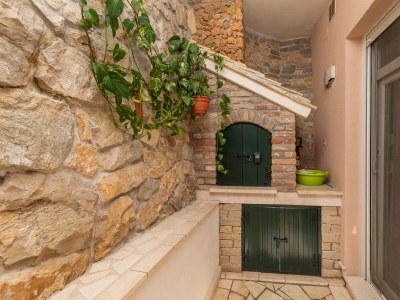 Apartment Two bedroom apartment with terrace and sea view Zavode, Omiš A-12075-a - Outdoor photo 5